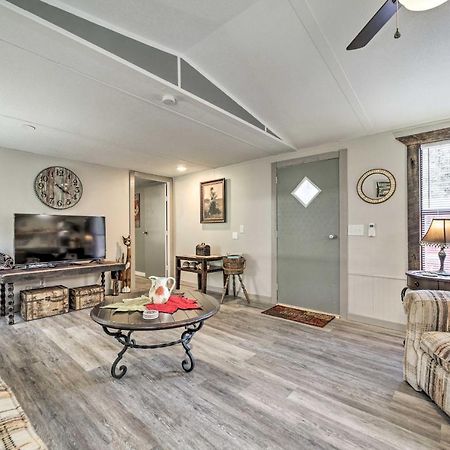 Smoky Mountain Vacation Rental With Hot Tub And Kayaks Whittier エクステリア 写真
