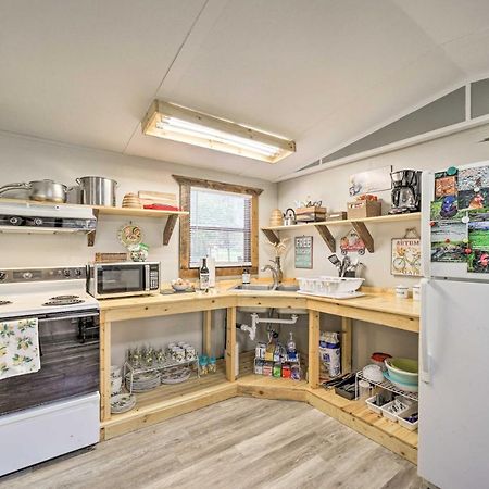 Smoky Mountain Vacation Rental With Hot Tub And Kayaks Whittier エクステリア 写真