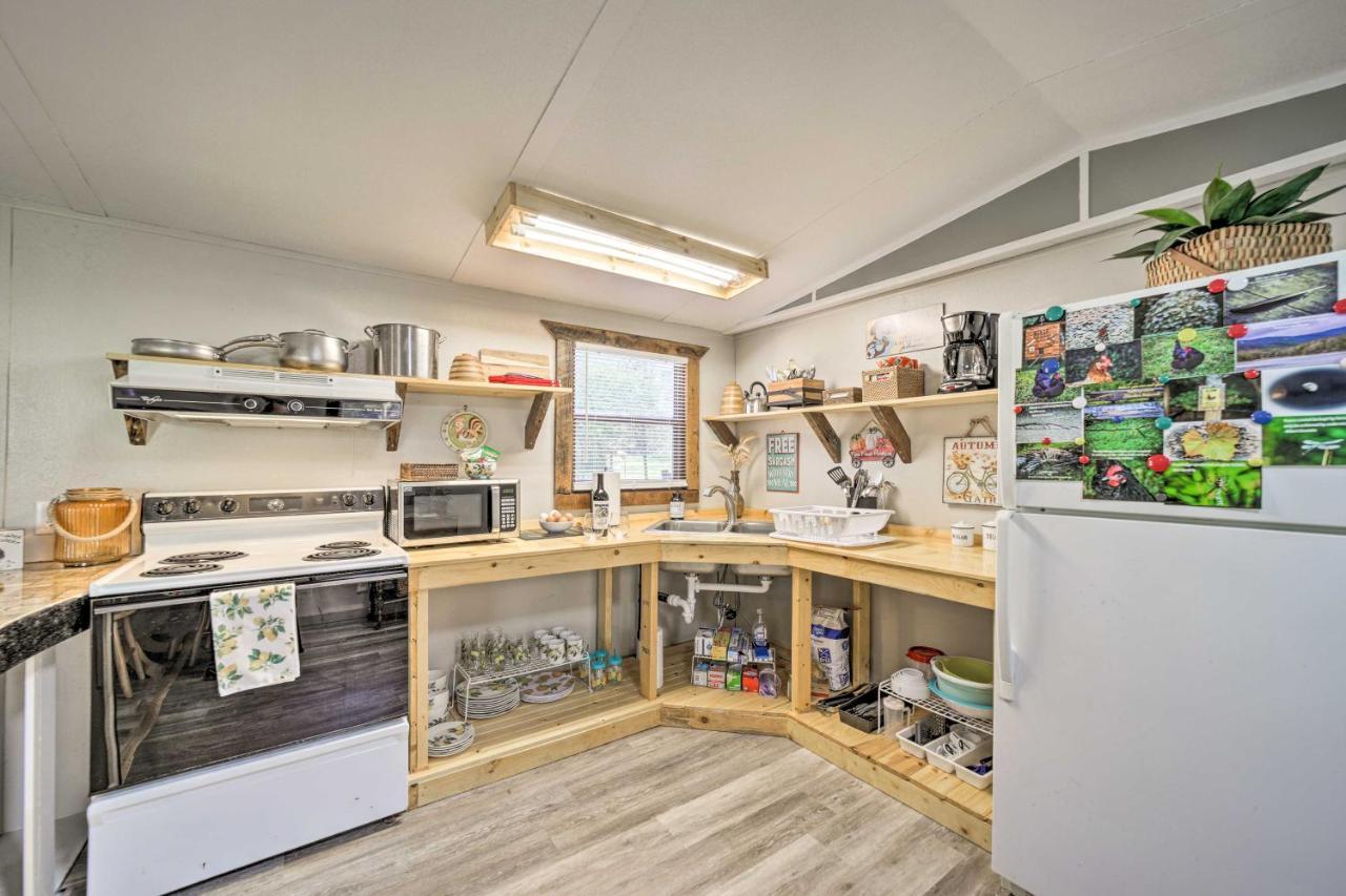 Smoky Mountain Vacation Rental With Hot Tub And Kayaks Whittier エクステリア 写真