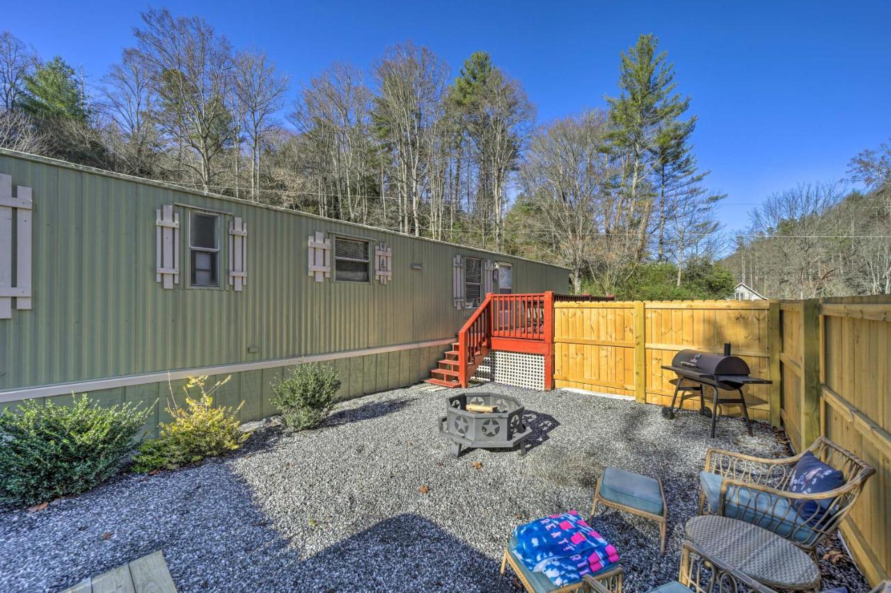 Smoky Mountain Vacation Rental With Hot Tub And Kayaks Whittier エクステリア 写真