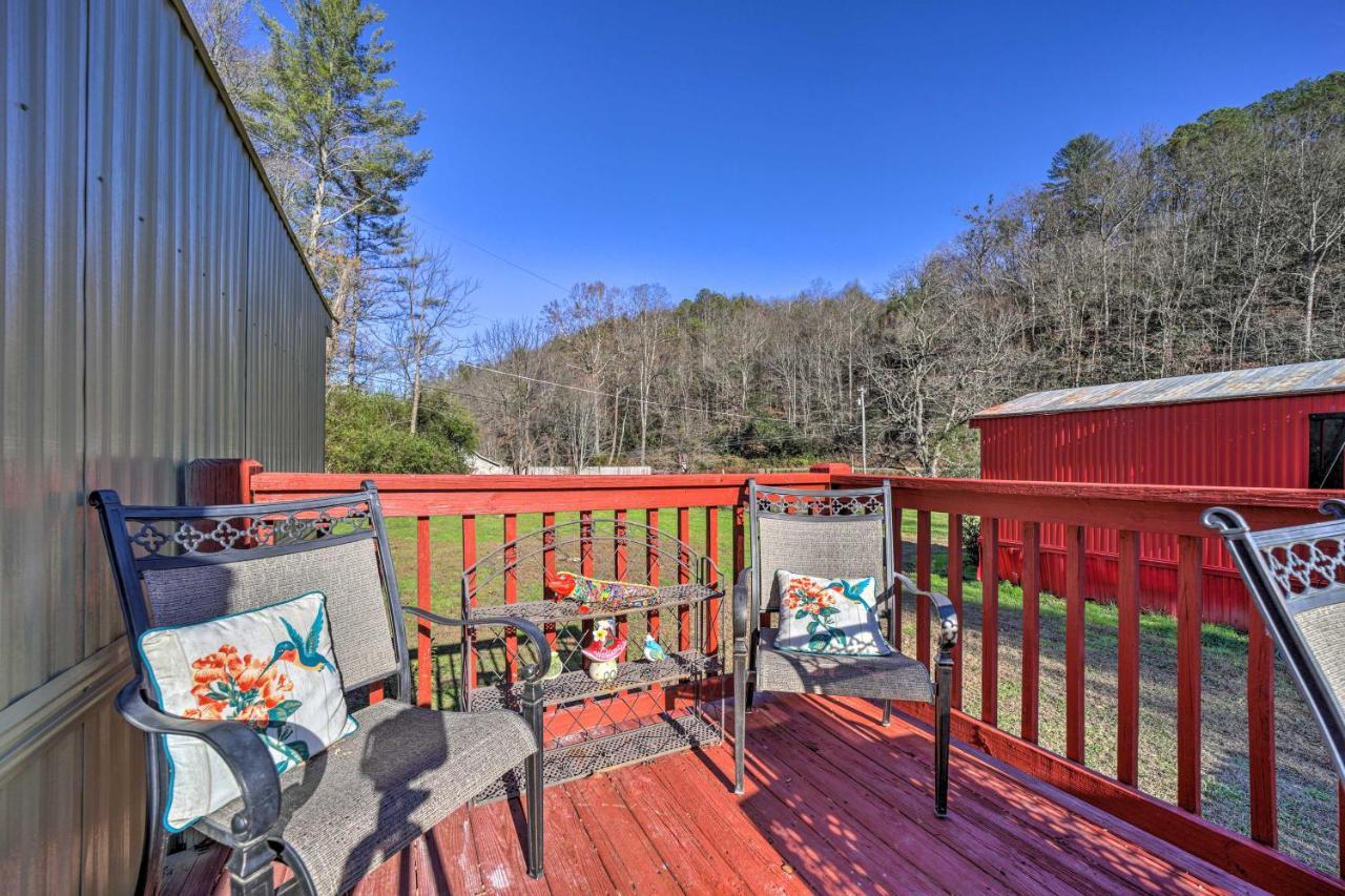 Smoky Mountain Vacation Rental With Hot Tub And Kayaks Whittier エクステリア 写真