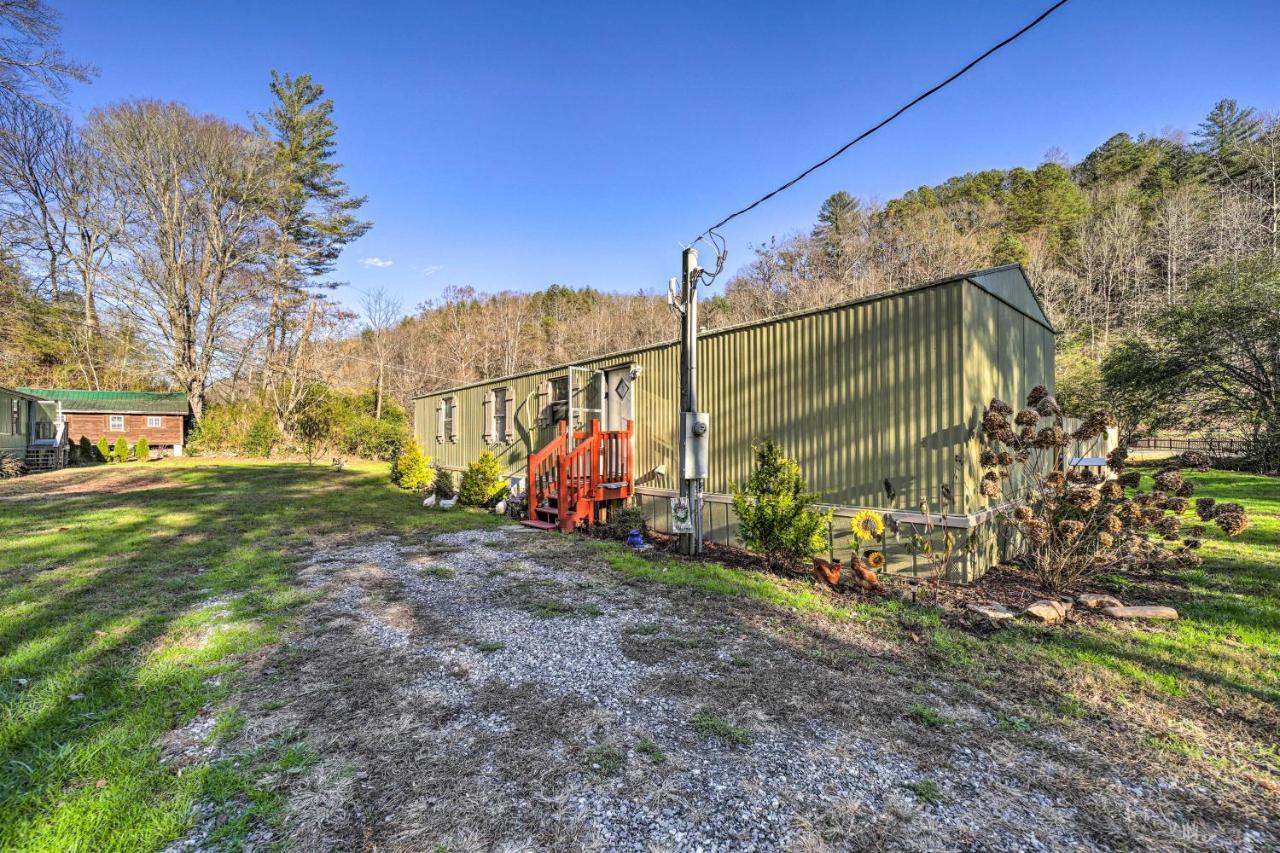 Smoky Mountain Vacation Rental With Hot Tub And Kayaks Whittier エクステリア 写真
